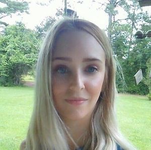 Meet your Posher, Kara